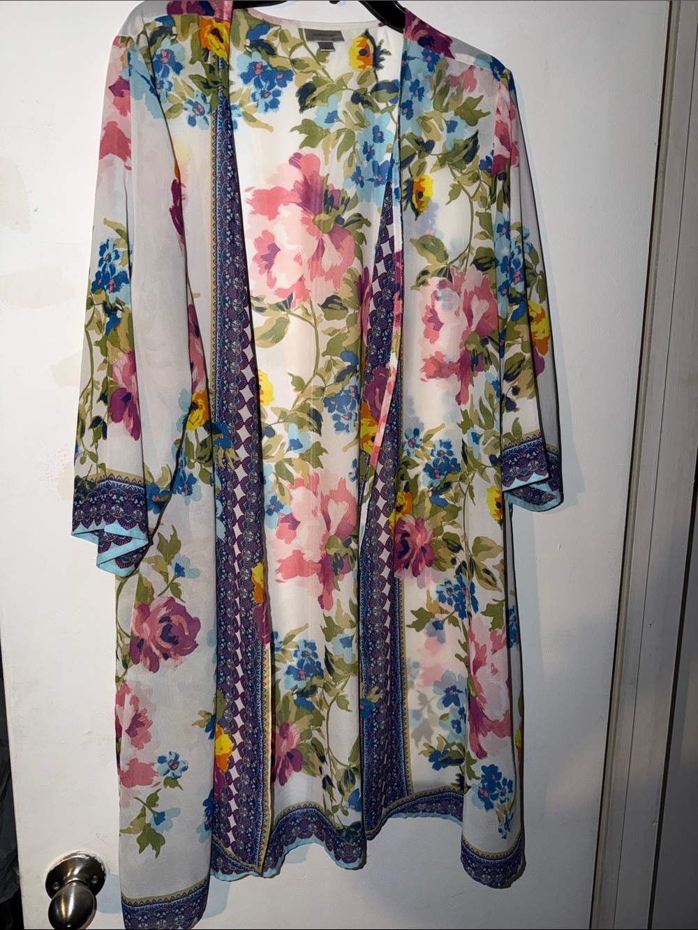 Avenue Floral Sheer Kimono in White with Blue, Green & Yellow Flowers